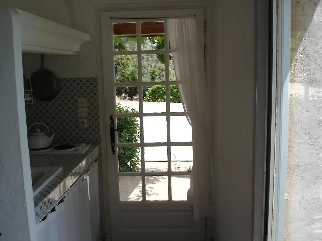 Le Mas Du Rouge Hotel Le Plan-de-la-Tour Guest house