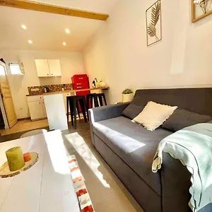 Appartement Bel Atypique Centre Village, Le Plan-de-la-Tour
